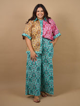 Load image into Gallery viewer, Athana Blouse Multi Floral Print