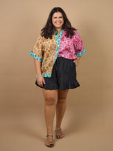 Load image into Gallery viewer, Violetta Frilly Shorts Black