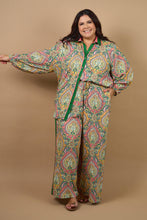 Load image into Gallery viewer, Anna Paisley Print Blouse Green