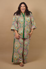 Load image into Gallery viewer, Anna Paisley Print Blouse Green