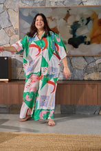 Load image into Gallery viewer, Kristal Vivi La Vita Blouse