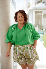 Load image into Gallery viewer, Jessie Shorts Green Palm Print