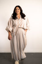 Load image into Gallery viewer, Yiota Sand and White Palazzo Pant