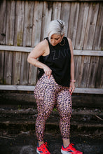Load image into Gallery viewer, Pink 7/8 Leo Tights