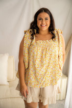 Load image into Gallery viewer, Evelyn Tie Up Cami Floral Print