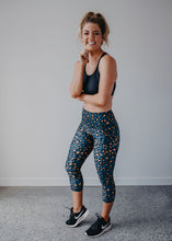 Load image into Gallery viewer, Navy 7/8 Leo Tights