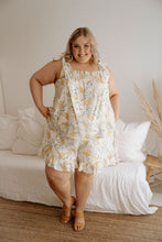 Load image into Gallery viewer, Violetta Shorts Saffron Bouquet