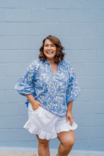 Load image into Gallery viewer, Violetta Frilly Shorts White