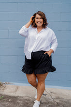 Load image into Gallery viewer, Violetta Frilly Shorts Black