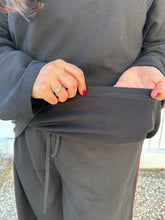 Load image into Gallery viewer, Mimi L/S Tee Black Red Heart

