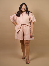 Load image into Gallery viewer, Adri Blouse Dusty Pink Linen
